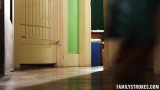 stepsisters_nsfw_teaser_cta2_720