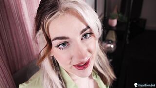 2025-05-17-upskirtjerk-hot-to-go_hq