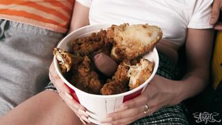 chick-in-the-bucket_720