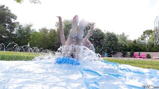 tiny-wet-temptation_720