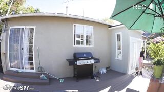 dad-discovers-nanny-s-hidden-bush_720