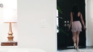 Andylynn-Payne-Renovation-Flirtation_720