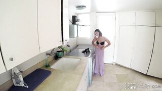 stepbro-catches-stepsis-masturbating_720