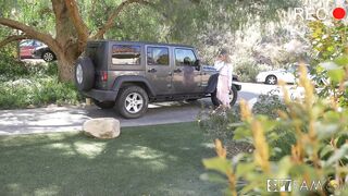 stepsis-hides-secret-from-lingering-stepbro_720