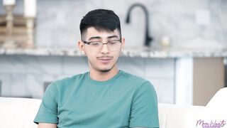 momwantscreampie_whos_moms_favorite_960