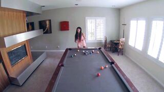 pool-table-pounding--2_720