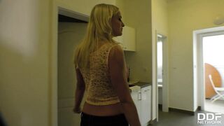 2017-11-17-pornworld-42034-teens-favorite-cum-gush_720
