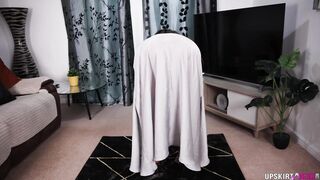 2025-06-09-upskirtjerk-silky-skirt-jerk_hq