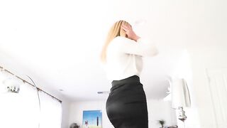 2017-02-13-Olivia-Austin-Busty-MILF-Facial-Big-Tits_sd