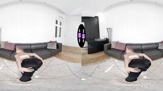 TmwVRnet_Calibri_Solo_1920x960