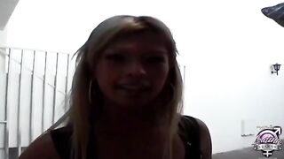 2023-02-16-13424-teen-barbie-pickup-on-the-streets-of-santiago-de-chile_low