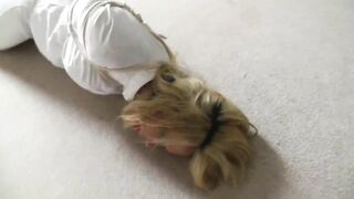 borderlandbound-2823-victoria-summers-lucy-kemp-in