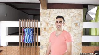 2015-01-30-kebranozes-brazilian-ballbusting-12876640-paulas-stunning-ballbusting-audition-720p