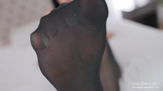 2019-05-21-young-goddess-kim-21494645-chastity-foot-slave-tease
