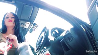 2019-01-31-young-goddess-kim-20970681-car-boot-slave