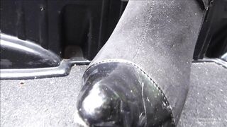 2016-12-02-young-goddess-kim-16819864-boot-cleaner-pov-wmv
