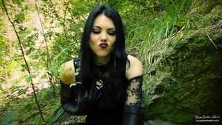 2017-10-15-young-goddess-kim-18488571-return-of-the-woodlands-witch-mp4-720p