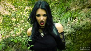 2017-10-15-young-goddess-kim-18488571-return-of-the-woodlands-witch-mp4-720p