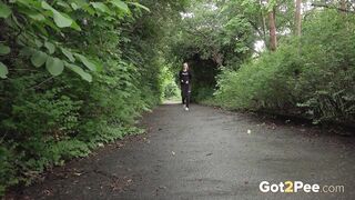 video-slim-pissing_1080P