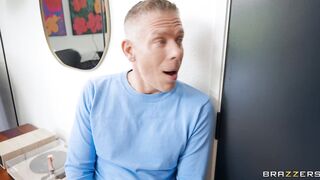 pervy-dad-steals-college-cutie_720