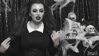 2018-10-04-kimberleyjx-20373921-addams-family-taboo