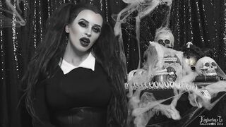2018-10-04-kimberleyjx-20373921-addams-family-taboo