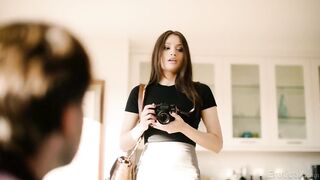 2020-12-16-xempire-176565-can-i-take-your-picture_720