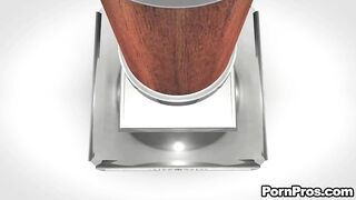 blonde-caught-off-guard_950