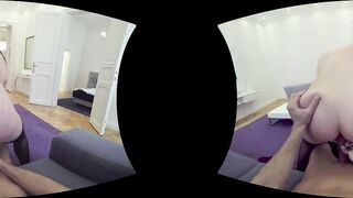2017-01-15-4394522-close-and-personal_960