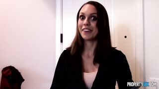2015-10-16-4354349-she-talks-a-good-game_720