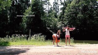 2015-12-02-10044611-keira-and-adel-sunshine-in-hot-outdoor-lesbian-loving_720