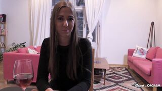 2016-04-03-10041921-two-vibrators-for-a-hot-hungarian-pussy_720