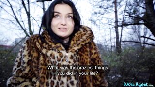 2024-01-21-9783501-sexy-french-student-public-blowjob_720