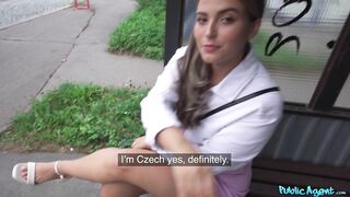 2023-02-01-8461711-latina-tries-czech-sausage_720