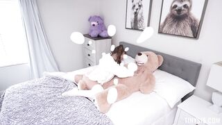 2022-07-08-19802-tiny_sis_season_one_recap_720