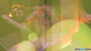 2017-09-18-2137-arya-fae-is-your-stripper_720