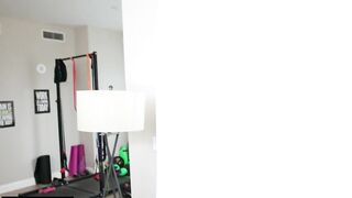 2025-06-30-castingcouch-x-ronnie-violet_720