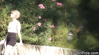 2011-11-26-pornpros-public-cock-slap-violations_950