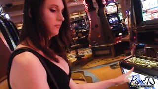 2017-01-23-slutty-ts-finds-some-sex-while-gambling_480