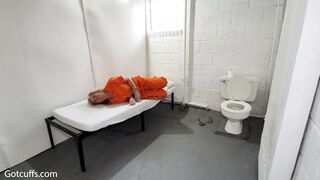 2025-02-16-dakkota-arrested-at-work-on-a-warrant-part3
