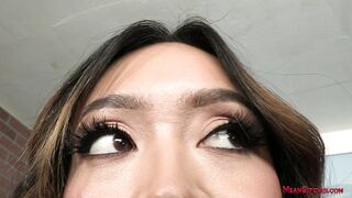 2025-08-13-jade-kimiko-in-your-face-3_1080