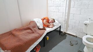 2025-01-27-zoeyemilygotojail9