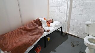 2025-01-27-zoeyemilygotojail9