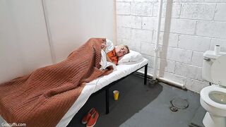 2025-01-27-zoeyemilygotojail9