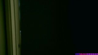 2018-10-24-60684-scared-out-of-her-pants-s8e6_960