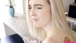 2018-09-17-61470-family-breakfast-s4e5_960