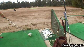 2011-10-04-651-old-golfer-shows-asian-teen-his-drive_950
