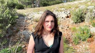 2025-03-03-lila-35-years-old-writing-teacher-in-arcachon_720