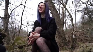 2025-04-14-nyx-29-years-old-multi-talented-receptionist_720