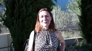 2025-07-03-wendy-40-years-old-future-manager-of-a-hair-salon-in-brignoles_720